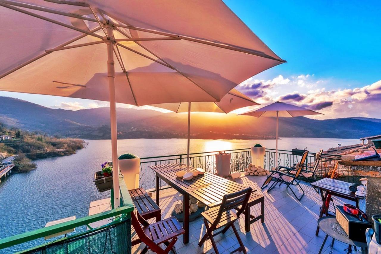 La Terrazza Sul Lago Turano Castel di Tora Exterior foto
